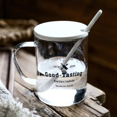 Хандмаде ясная 500мл стеклянная чашка, кофейная чашка нордического стиля стеклянная многоразовая поставщик